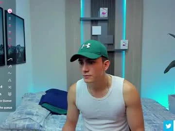 blondeangel_4u2 – webcam model profile photo Image 10