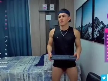 blondeangel_4u2 – webcam model profile photo Image 3