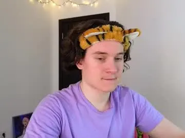 1pushman – webcam model profile photo Image 2