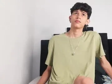 kroddy1985 – webcam model profile photo Image 2