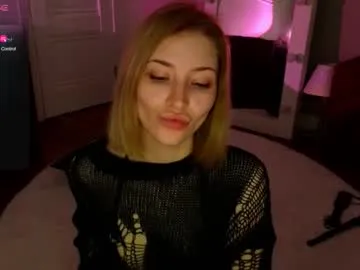 British_EmJess – webcam model profile photo Image 9