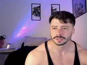 curlytwinkboy – webcam model profile photo Image 19