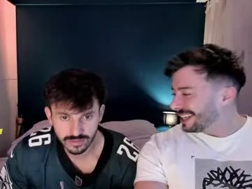 curlytwinkboy – webcam model profile photo Image 4