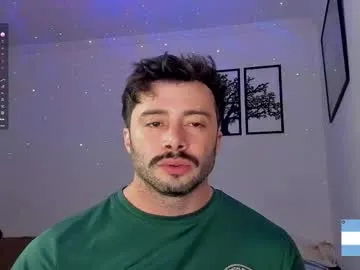 curlytwinkboy – webcam model profile photo Image 7