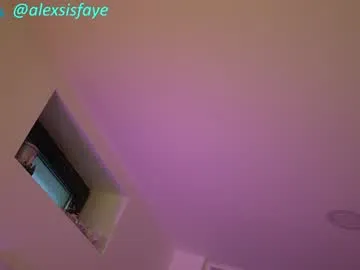 MidnightSeduction – webcam model profile photo Image 9