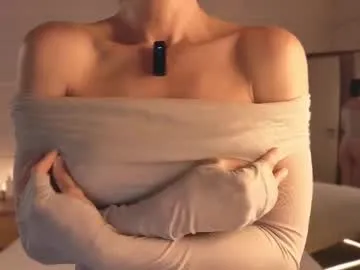 heanvenlyblonde – webcam model profile photo Image 5