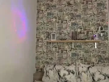 xlunami – webcam model profile photo Image 10