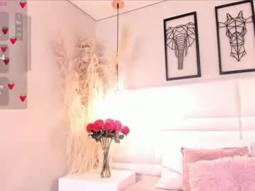 SofiaSins – webcam model profile photo Image 14