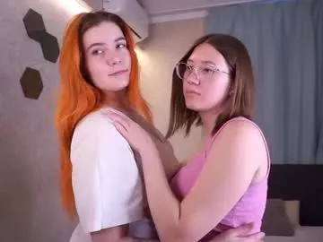 Paratrax – webcam model profile photo Image 5