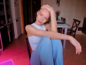 heanvenlyblonde – webcam model profile photo Image 6