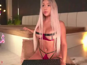 LeiaStone – webcam model profile photo Image 9