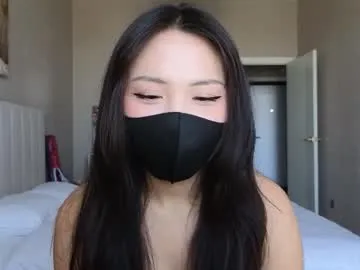 roouse – webcam model profile photo Image 10