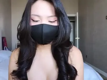 roouse – webcam model profile photo Image 13