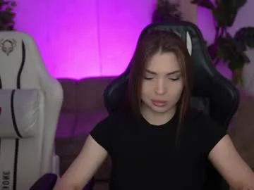 bySOVA – webcam model profile photo Image 17