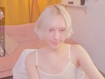 yummy_erika – webcam model profile photo Image 15