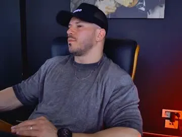 johnnnyhorny – webcam model profile photo Image 2