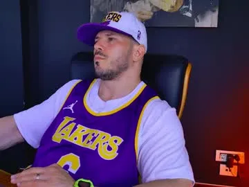 johnnnyhorny – webcam model profile photo Image 3