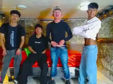 mark_shturman – webcam model profile photo Image 3