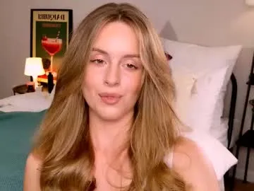 MistressLouUK – webcam model profile photo Image 6