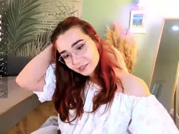 GreenEyesBlondeyUK – webcam model profile photo Image 13