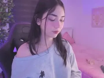 SusyBlair – webcam model profile photo Image 15