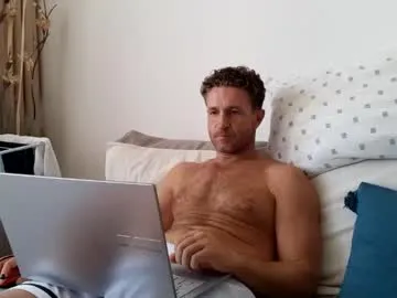 AirboyTy – webcam model profile photo Image 14