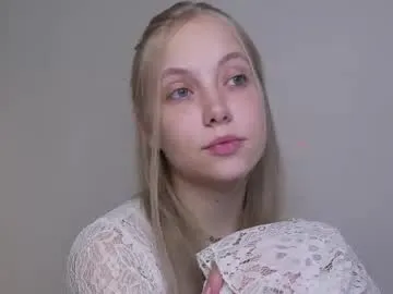 Milforja – webcam model profile photo Image 17