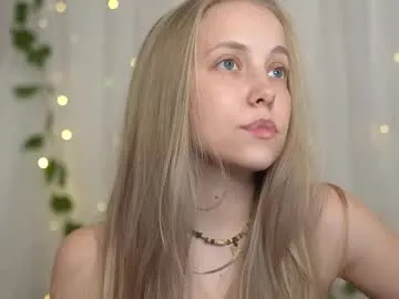 Milforja – webcam model profile photo Image 18