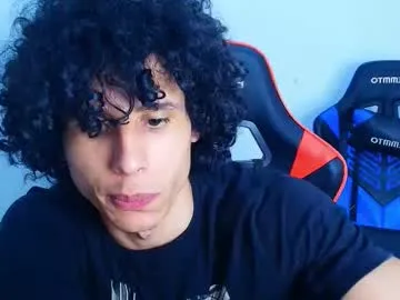 British_EmJess – webcam model profile photo Image 10