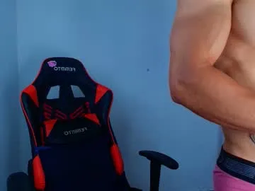 British_EmJess – webcam model profile photo Image 18