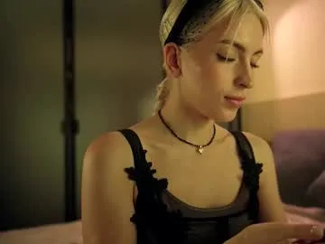 SilviaPastori – webcam model profile photo Image 3