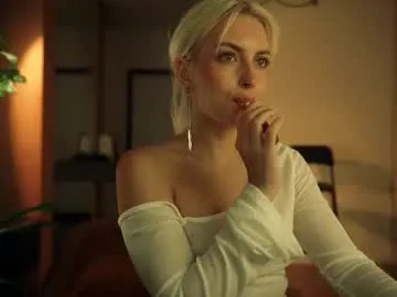 SilviaPastori – webcam model profile photo Image 7