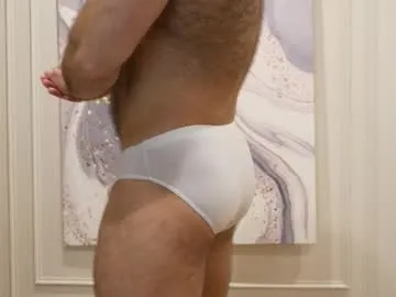 BrookeBratXO – webcam model profile photo Image 19