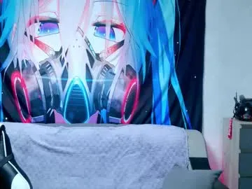 blondeangel_4u2 – webcam model profile photo Image 14