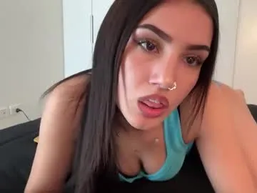 LoraDevine – webcam model profile photo Image 3