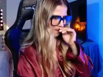 BlondeScarlettx – webcam model profile photo Image 4