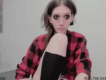 AmbeerLie – webcam model profile photo Image 7