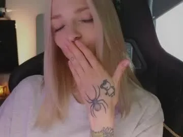 SusyBlair – webcam model profile photo Image 2