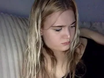 Nataly_Blonde – webcam model profile photo Image 15