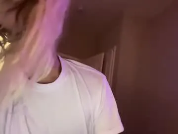 Nataly_Blonde – webcam model profile photo Image 9