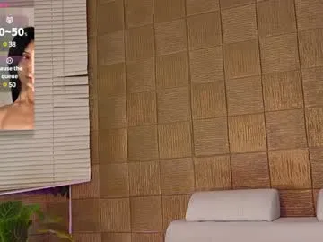 UKRaunchyRobyn – webcam model profile photo Image 6