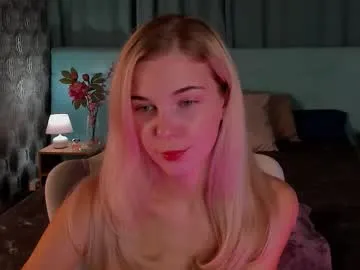 TyleneBuck – webcam model profile photo Image 11