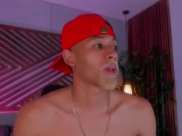 BlondeHott – webcam model profile photo Image 16