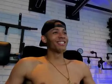 BlondeHott – webcam model profile photo Image 9