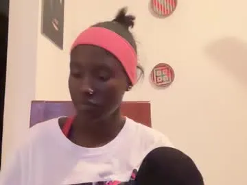 Nataly_Blonde – webcam model profile photo Image 17