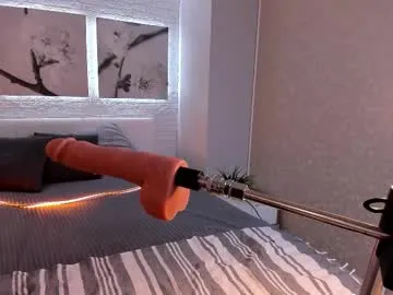 British_EmJess – webcam model profile photo Image 16