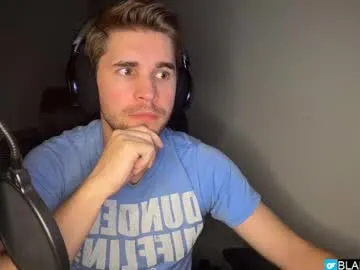 LorrySkye – webcam model profile photo Image 18