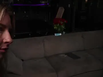 Loli_Belle – webcam model profile photo Image 4