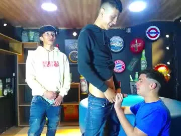 max04 – webcam model profile photo Image 8