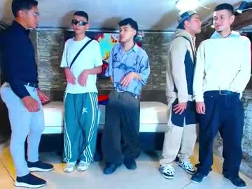 electron448 – webcam model profile photo Image 16